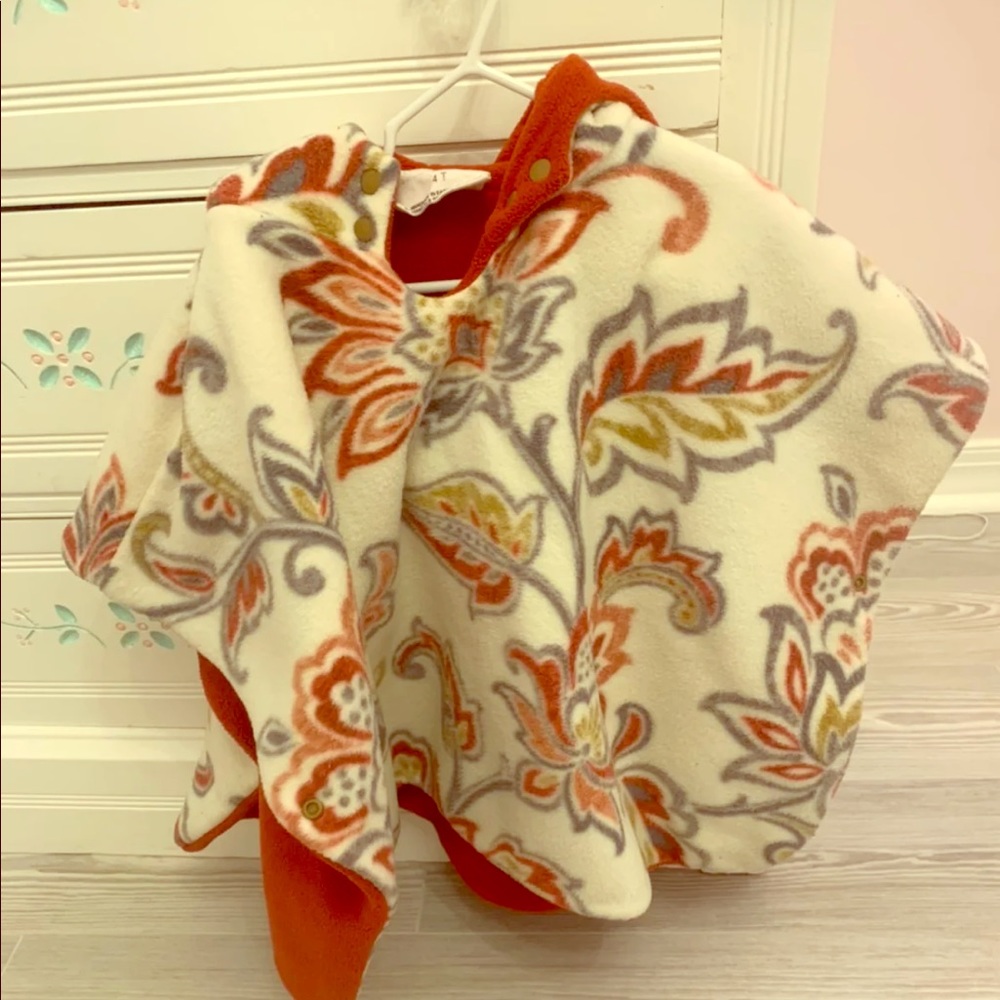 Otto & Odette winter poncho